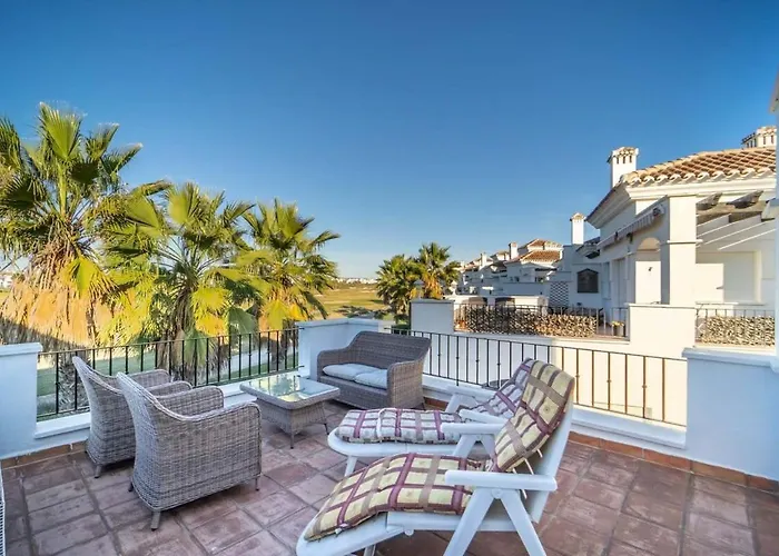 Stunning 2 Bedroom 2 Bathroom Town House - Ce7Lt
